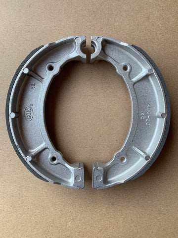 Mâchoires de frein arrière Yamaha YDS-6 250cc (1969-1970)